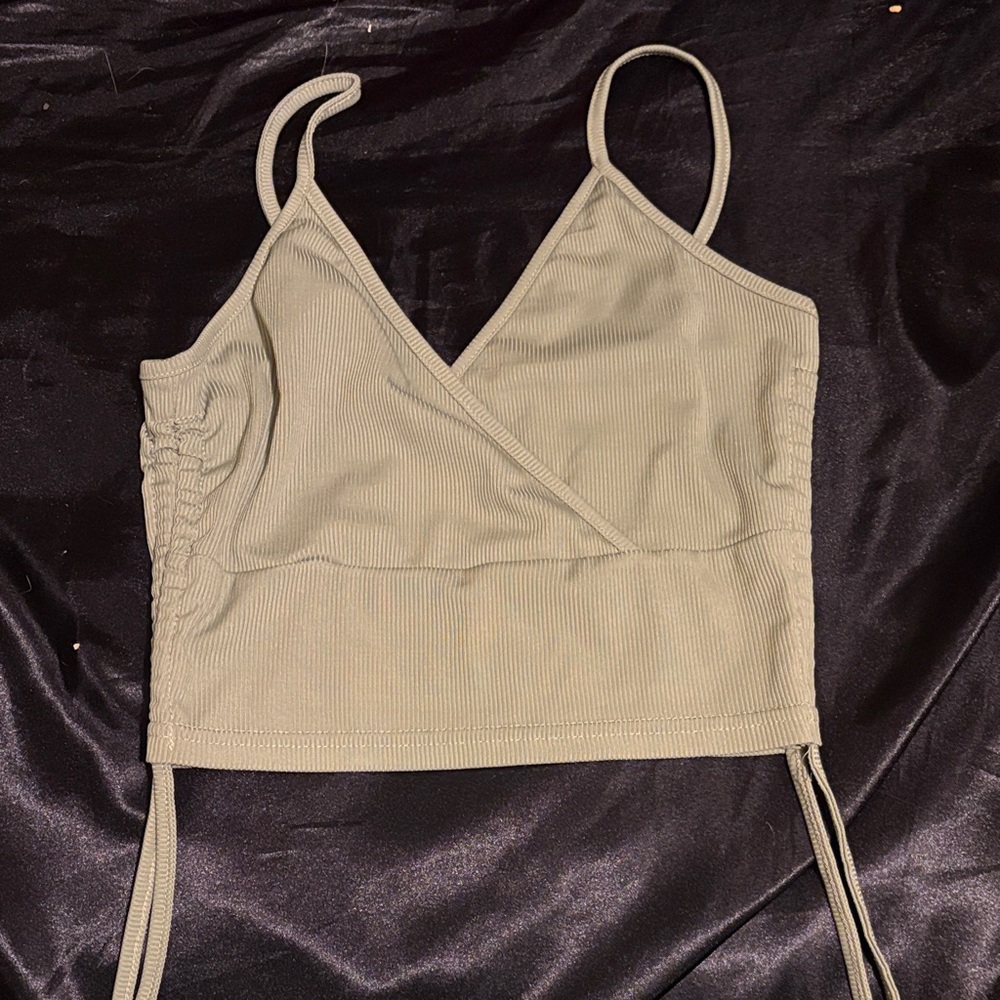 ROMWE Olive Green Ribbed Top